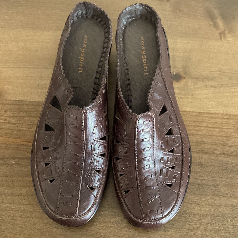 NWOT easy spirit mules